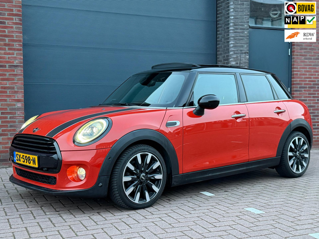 MINI Cooper 1.5 Chili | Automaat | NL-Auto | Panoramadak | Harman & Kardon | Apple CarPlay 50113698-0.jpg | Signatuur Auto