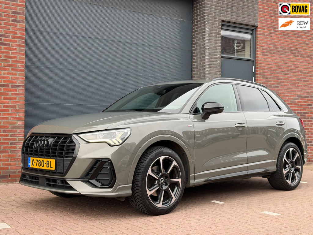 Audi Q3 35 TFSI S Line Automaat | Virtual Cockpit | Trekhaak | Stoelverwarming 50862491-0.jpg | Signatuur Auto