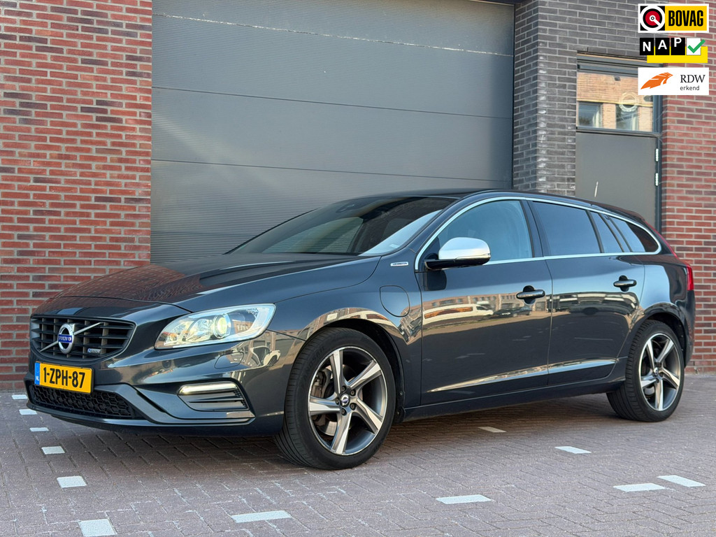 Volvo V60 2.4 D6 AWD PHEV R-Design, Navi, Trekhaak, Leder 53173039-0.jpg | Signatuur Auto