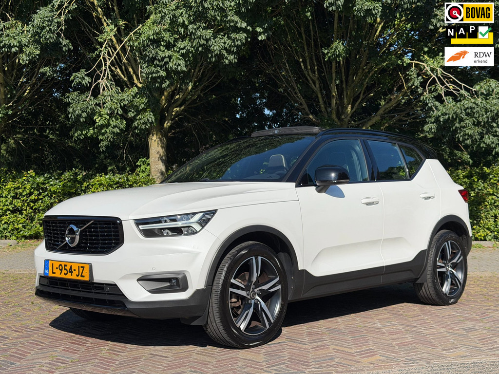 Volvo XC40 1.5 T3 R-Design, Pano, Harman Kardon, 360 Camera, BLISS 54873468-0.jpg | Signatuur Auto