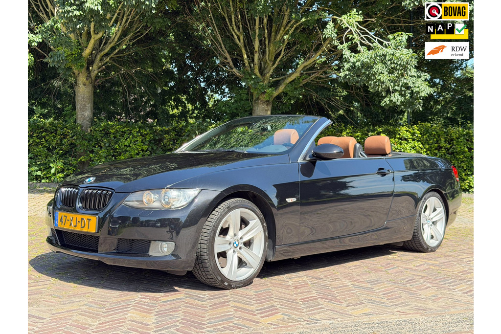 BMW 3 Serie Cabrio 330d 6 cil. High Executive, goede kap, Trekhaak kopen in Nibbixwoud