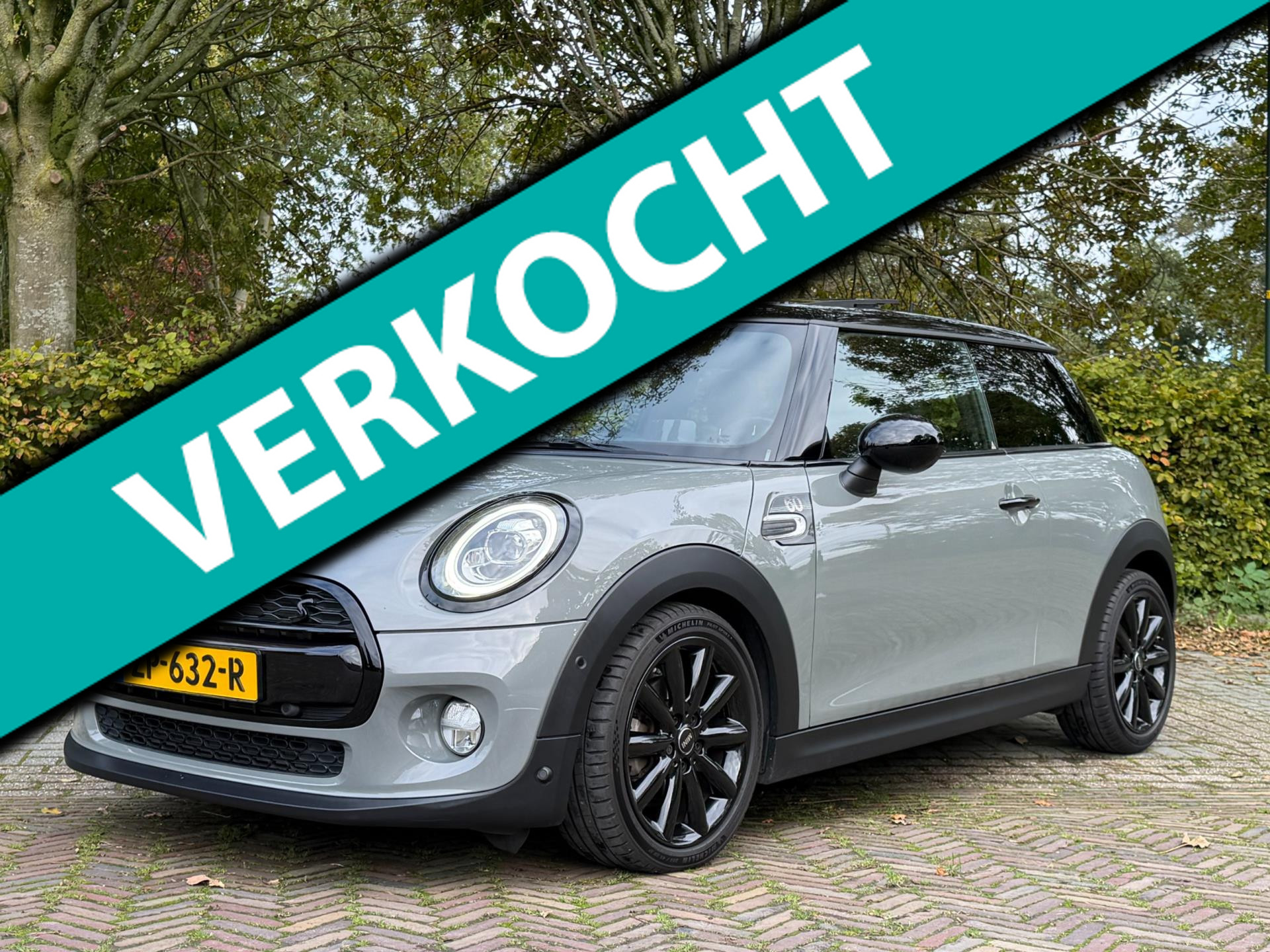 MINI Cooper 60 Years Edition 136PK Automaat | Adaptief onderstel | Black Optic | Panoramadak | Leder 48462344-0.jpg | Signatuur Auto