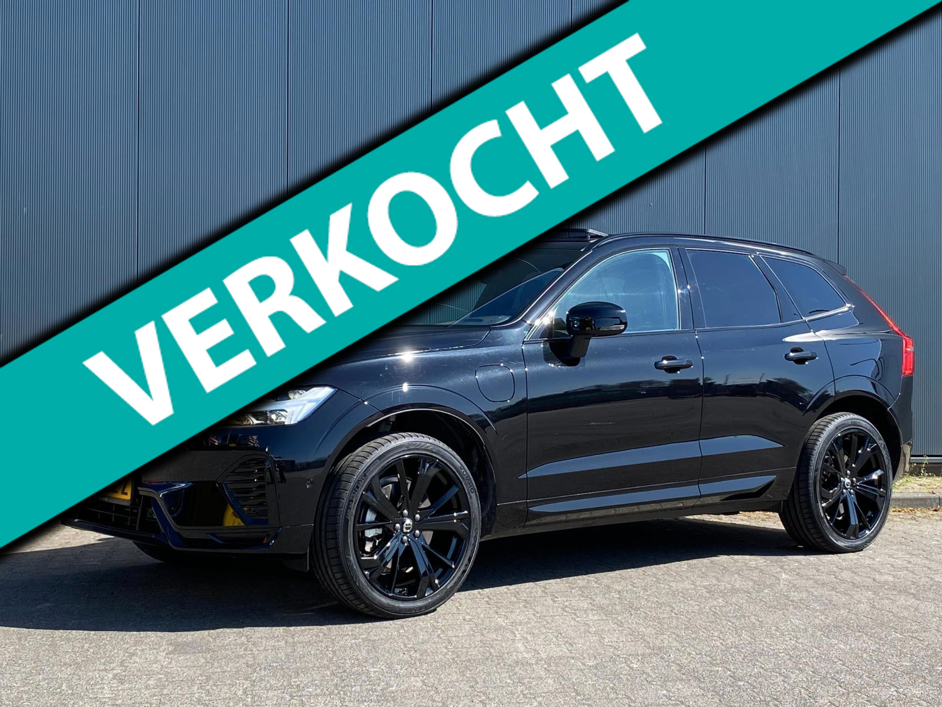 Volvo XC60 2.0 T6 Recharge AWD Plus Black | Luchtvering | Trekhaak | 360 Camera | Leder | H&K | PANO | Garantie 50326821-0.jpg | Signatuur Auto