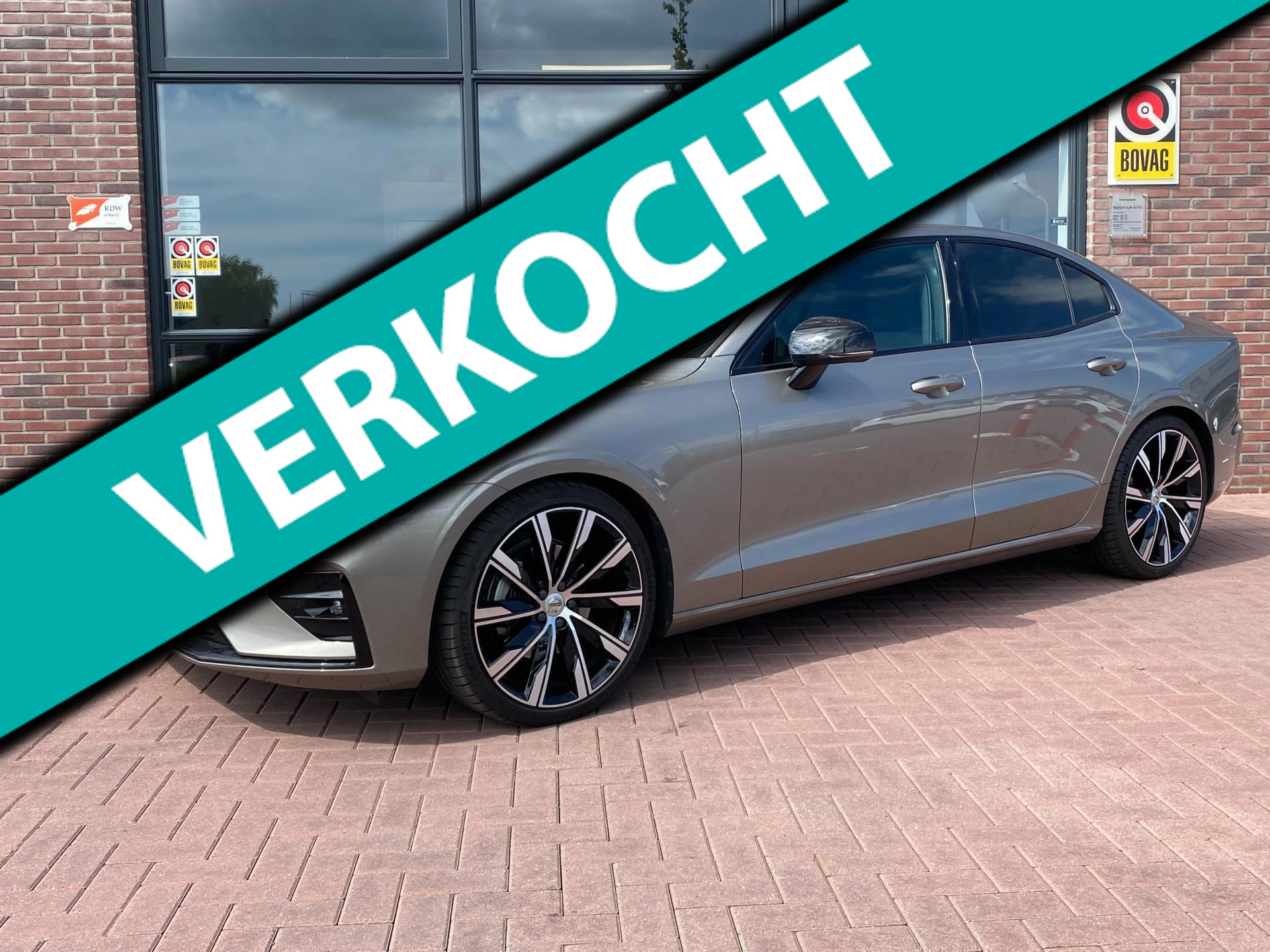 Volvo S60 2.0 B4 R-Design | 20" LMV | BLISS | ACC | NL-Auto | NAP | Fabrieksgarantie | Climate Pack | 50326860-0.jpg | Signatuur Auto