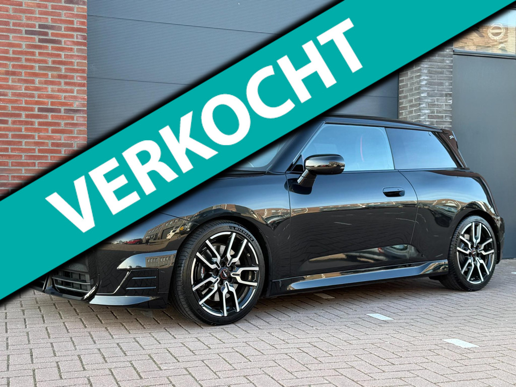 MINI Cooper E JCW M 40.7 kWh 51434661-0.jpg | Signatuur Auto